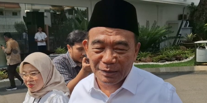 Menko Pembangunan Manusia dan Kebudayaan (PMK), Muhadjir Effendy, di Kompleks Istana Negara, Jakarta, Senin (10/6/2024).
